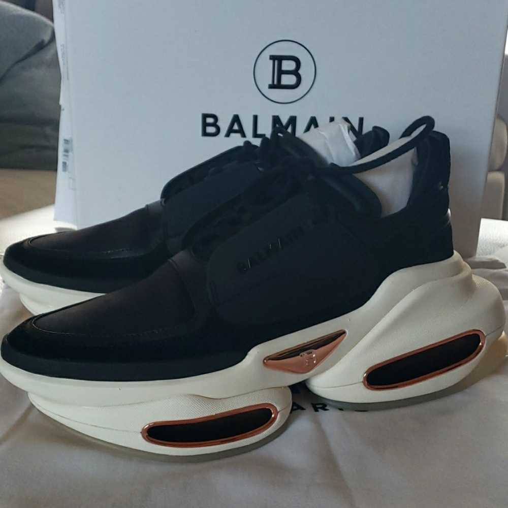 BALMAINWomen's White B-bold Low Top Sneakers